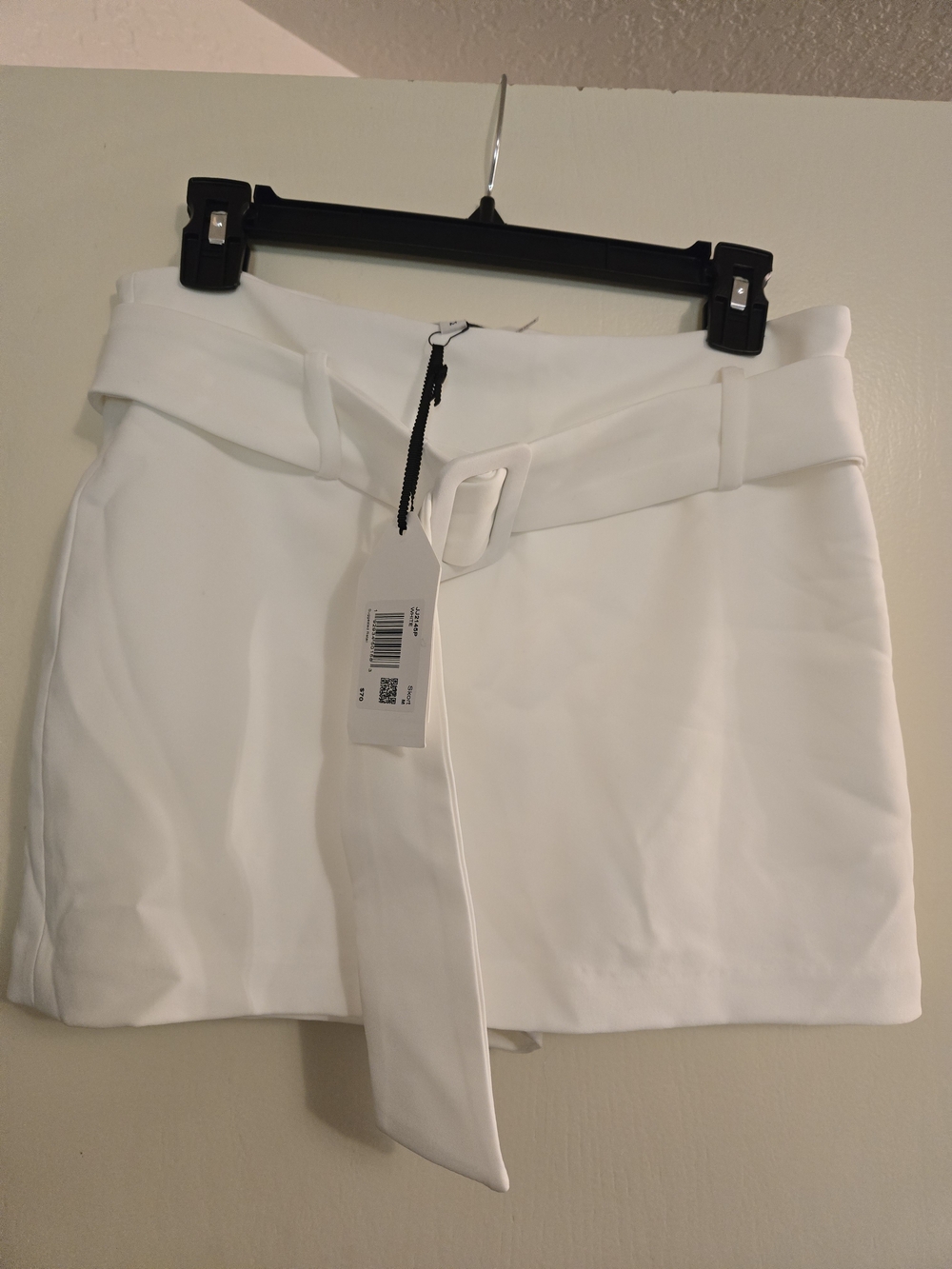 English Factory White Belted Skort - Picture 4 of 7